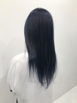 ココ 本八幡(KOKO) 黒髪クラゲヘアーオリーブグレー小顔ココアベージュロングヘア