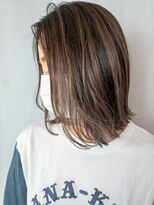 オーストヘアジジ(Aust hair Gigi)&nbsp;外ハネミディ☆コントラストハイライト　ラベンダーベージュk