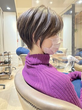 バンプ ギンザ(BUMP GINZA) 30代/40代/50代・絶壁解消・小顔前下がりショートボブ【中村】