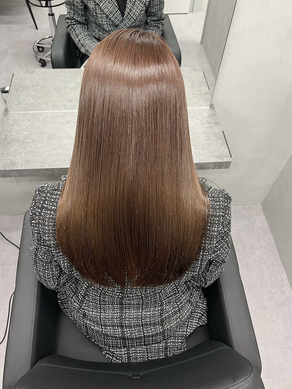 ミディアム髪質改善オベリクストリートメントベージュカラー