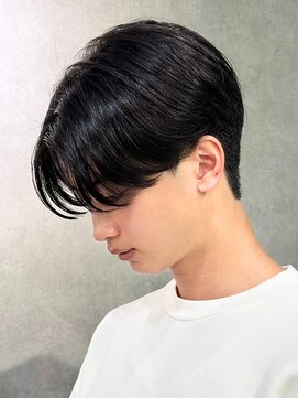 エルマーク 心斎橋(L-MARK) センターパートニュアンスパーマ韓国カルマパーマコンマヘア