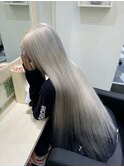 ホワイトグレージュ