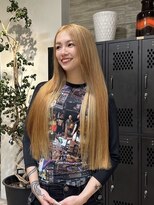 ヲタク(wotaku.)&nbsp;ハニーブロンドハイトーンロングダブルカラーロングケアブリーチ