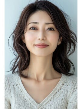 クロス(CROSS) ミディアム カールスタイル