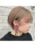 耳掛けショートボブ