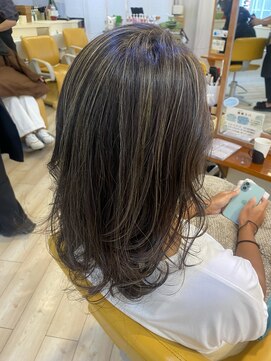 モリオ フロム ロンドン 成増店 【morio成増/一戸】ハイライトミディアムヘア