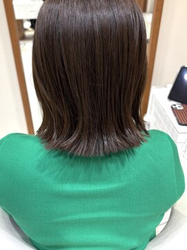 エンス 銀座(Ence) 暗めカラー/韓国風巻き/レイヤーカット/髪質改善/縮毛矯正/銀座