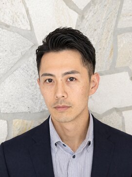 ヨシザワインク バンダイ(YOSHIZAWA Inc. BANDAI) 新発田万代理容バーバーフェードアイロンパーマ濡れパン色気渋い