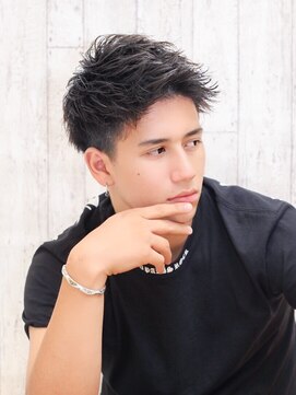 ベーア メロー(Bar mellow) 短髪ツーブロックスパイキーショート【アップバング】流行黒髪