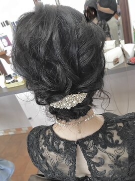 クウ(KU.) ヘアアレンジ