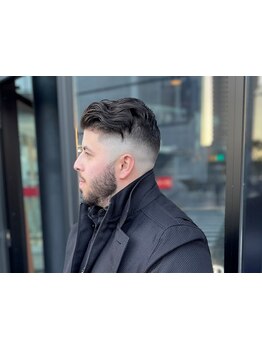 「デキる男の身だしなみ」シェービングや眉カット付きクーポンもご用意！<理容室>[床屋/浦和]