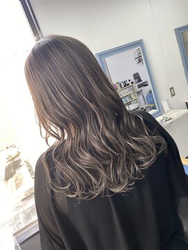 ラフ(laf) モカグレージュ