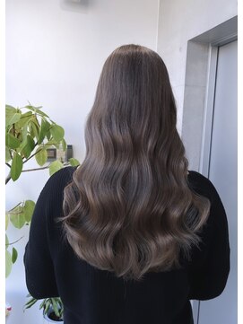 アルテ(ARTE) 【ARTE表参道/青山】ロングレイヤー×透明感ベージュ