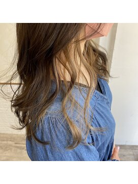 イオエ 岡本(ioe) イメチェン/フルバング/似合わせ/レッドブラウン/デジタルパーマ