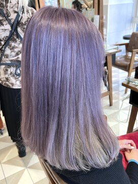 アーサス ヘアー デザイン 鎌ヶ谷駅前店(Ursus hair Design by HEADLIGHT) アンブレラカラー インナーカラー デザインカラー ハイトーン