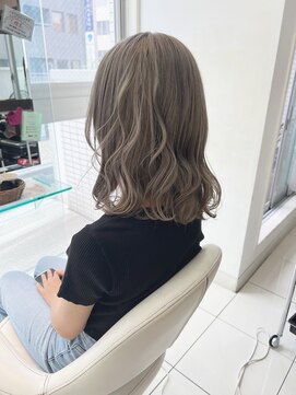 ヘアアンドデイスパ アグー(hair&dayspa AGU) ミルクティーグレージュ　【横須賀中央】