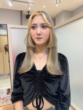 ジーナ 天神(Zina) フェイスフレーミングカラー