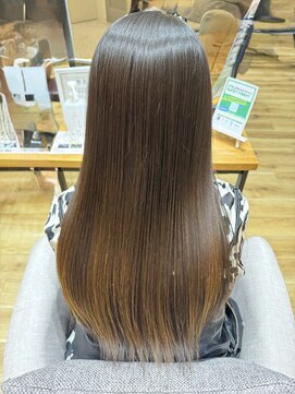 フィゼル あべのルシアス店(Aujua fizelle) ウルティア修復カラー×ロングスタイル