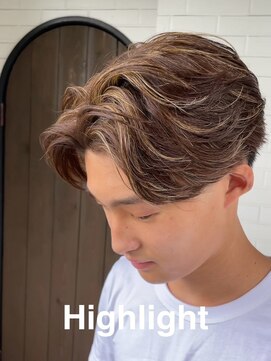 ドッグス 柏(Dawgs) フェザーパーマ　サーフカール　刈り上げセンターパート