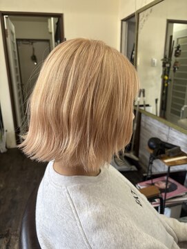 ロール(ROLL) ハイトーン/ミルクティー/ベージュ/ブリーチ/ダブルカラー