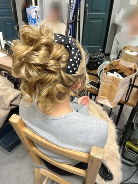 カチューシャ×おだんごアレンジ