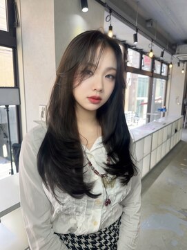 ザ シェノン ウメダ(THE CHAINON UMEDA) ミルクティーブロンド/ダークブルー/デジタルパーマ/心斎橋