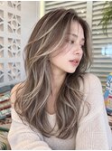 白髪ぼかし×レイヤーカット×ハイライト