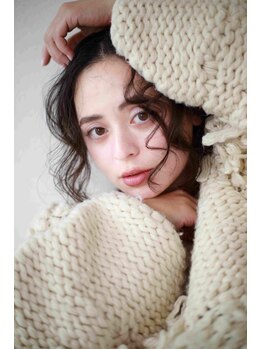 イルプロム(illuprom.)の写真/美しさを追求するー。大人女性の髪のお悩みに寄り添いながら、髪の状態に合わせてご提案します＊