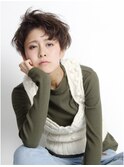 オンオフでスタイルチェンジできるショート