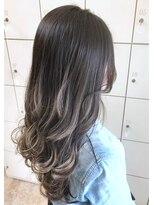ヘアースペース ブイ(hair space V) 人気のバレイヤージュカラー！ハイトーングレージュがオススメ！