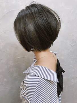 ラヴリア クルメ(LOVERIA KURUME) ≪LOVERIA KURUME/久留米≫ショートヘアースタイル