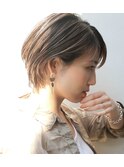 外国人風パーマハイライトショートボブ グレージュ
