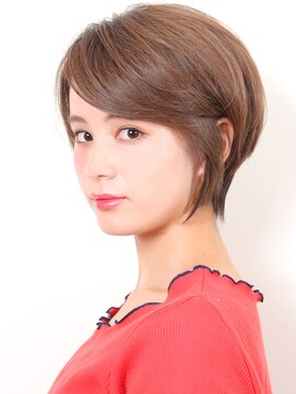 ビュートリアム 福岡(BEAUTRIUM) 綺麗なシルエットの、大人っぽい雰囲気のひし形ショート