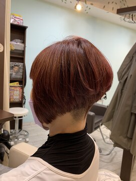 エイチアンドシーヘア(H&C HAIR) 前下がり2ブロック