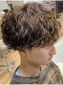 ツイストスパイラルパーマ波巻きスパイラル刈り上げマッシュ