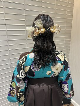 ネオリーブギンザ 銀座店(Neolive GINZA) 卒業式袴ヘア　ふんわりハーフアップ　【銀座】福田