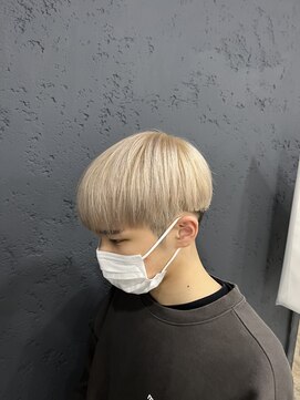 プライズ アイリス 池袋東口店(prize Iris) メンズマッシュホワイトブロンドカラー／マッシュショート／池袋