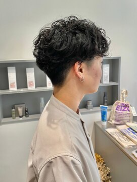 エイゾー 銀座(EIZO) センターパートパーマ/かりあげパーマ