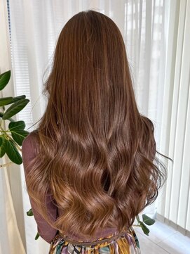 ビームズ トータルビューティー 西中島店(Bee ms Total Beauty) ゆるふわロングベージュカラーブリーチしない透明感カラー