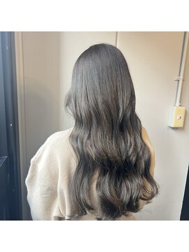 シアン(CYAN) オリーブブラウン