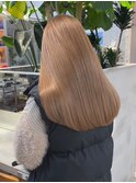 ピンクベージュワンホンヘアレイヤー切りっぱなしボブ