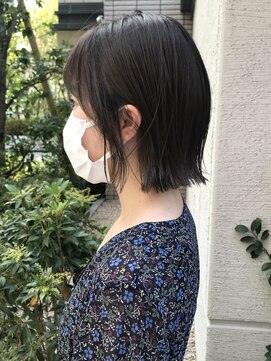 ジーナ 福岡天神(Zina) 《ショート/ボブ》切りっぱなしボブ×オリーブグレージュ