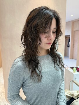 【晴音】ロングウルフ/チョコレートブラウン/ロング/20代
