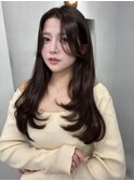 ミディアムレイヤーハッシュカット顔周りレイヤーカット韓国ヘア