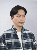 イナフ(ENUFF) ペタッとする軟毛でも自然なパーマで作れるサイドパートスタイル