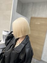 アーサスバイヘッドライト 水戸城南2丁目店(ursus by HEADLIGHT)&nbsp;【LEN】ホワイトブロンド　ボブ