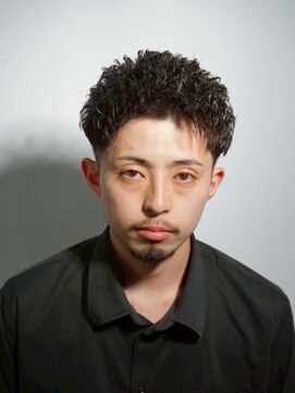 ヒロギンザバーバーショップ 新宿店(HIRO GINZA BARBER SHOP) ツイストショート/メンズパーマ〈理容室〉