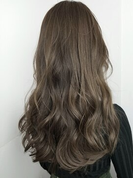 グランエクラ バイフルショウ(GRAND ECLAT by FURUSHO) 大人可愛い20代30代40代 艶やかアッシュベージュ