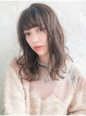 波ウェーブ　ピンクベージュ