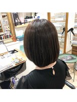 ハウオリ ヘアーワークス(Hauoli hair works)&nbsp;ツヤツヤオリーブカラー×ボブ